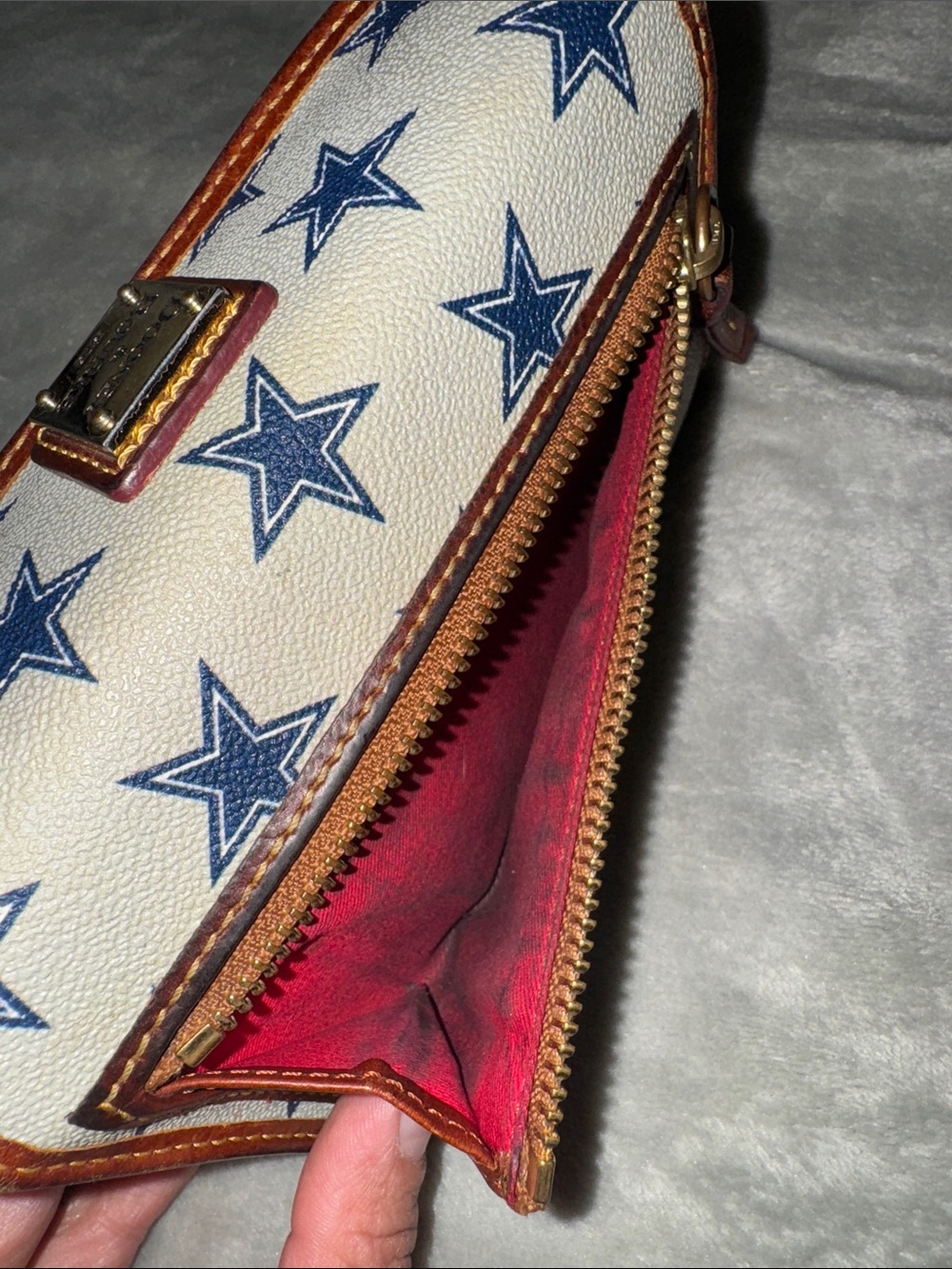 Dooney & Bourke Dallas Cowboys Wallet - Picture 6 of 9